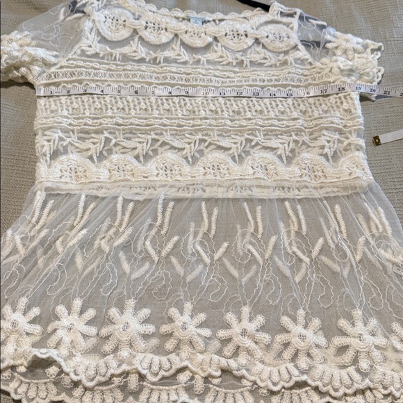 Sundance Cream Floral Lace Blouse - Picture 7 of 9